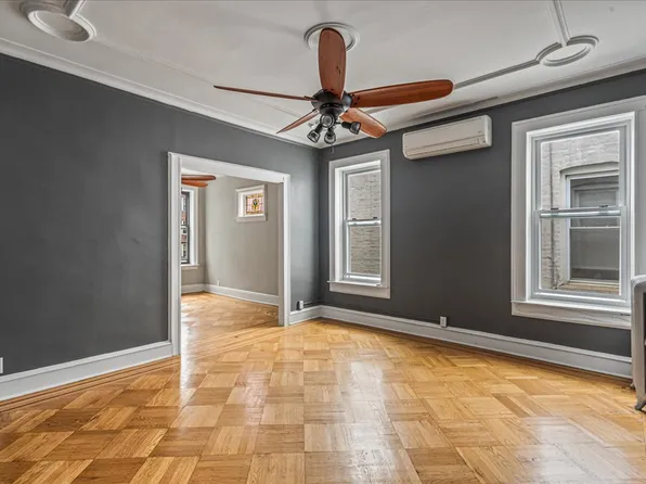 9204 Ridge Boulevard image 14 of 36