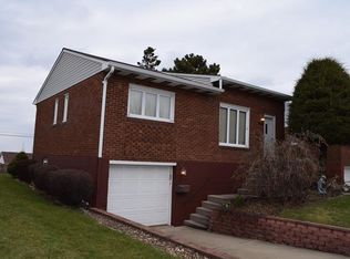 323 Meadowlark Ln, West Mifflin, PA 15122
