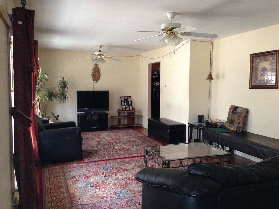 1st image of 15 Orange Hills Dr