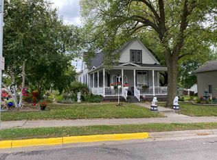 221 N Cass Ave, Springfield, MN 56087