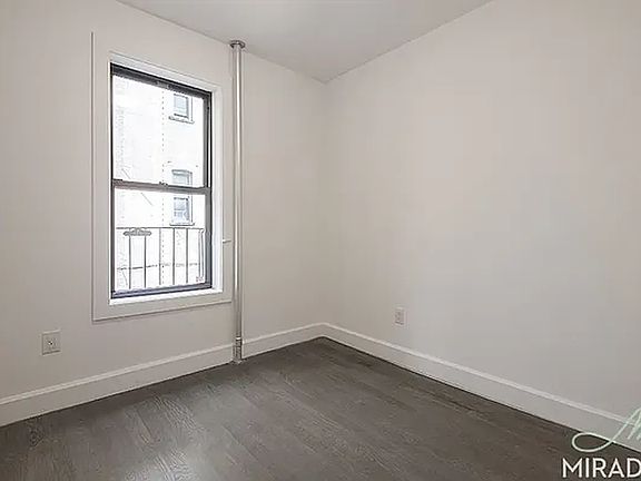4th image of 435 Grand Ave APT 2E
