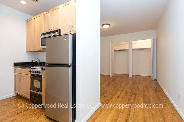 Rented by Copperwood Real Estate | media 18