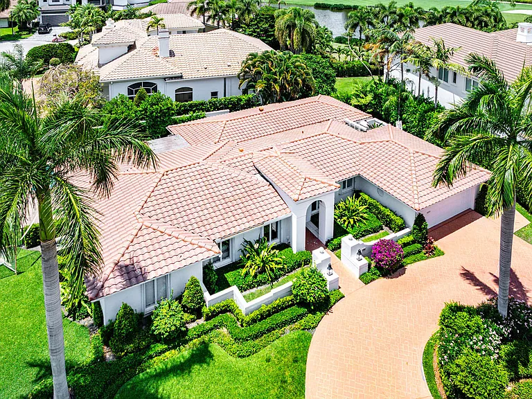1251 Thatch Palm Dr — Photo 37