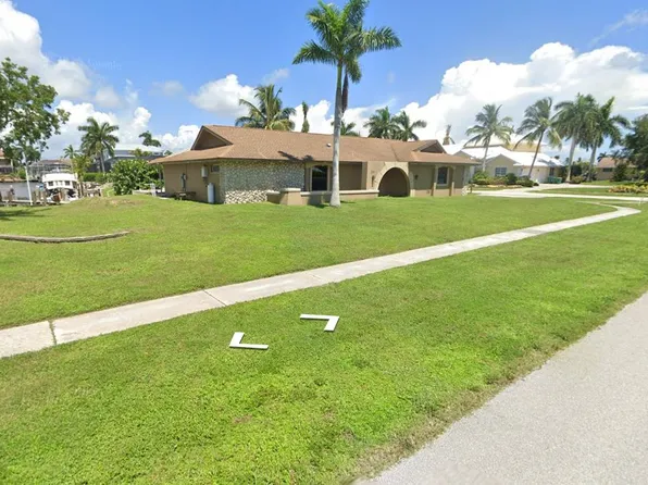 201 Dan River Ct, Marco Island, FL 34145