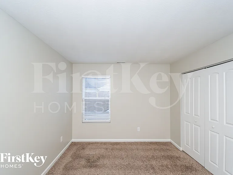 15490 Farmland Ct — Photo 15