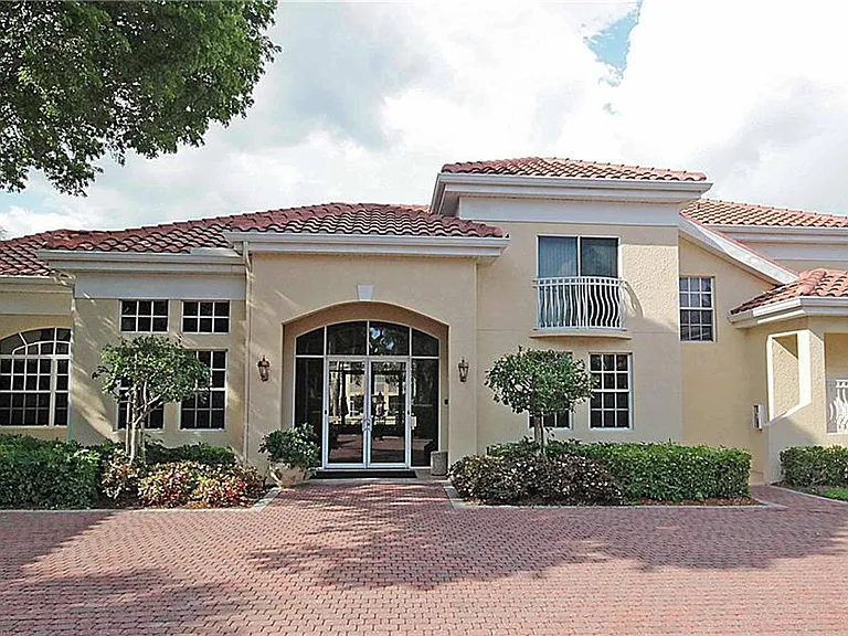 500 Lambiance Cir #5-104 — Photo 14