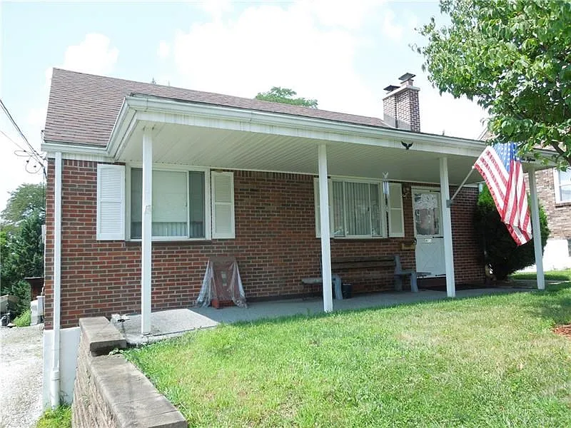 615 Overhill Dr photo 1
