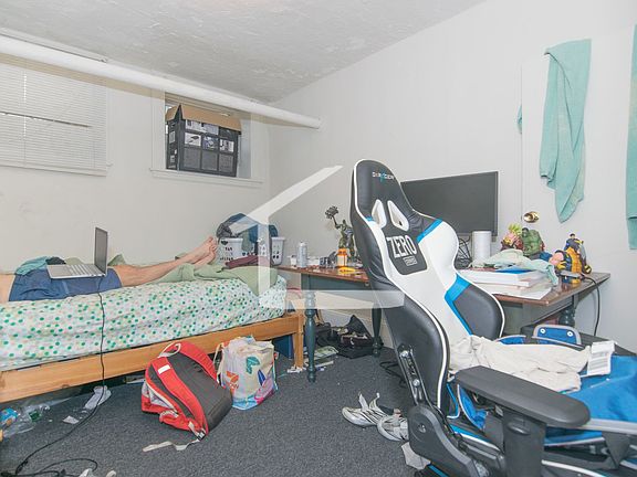 2nd image of 60 Brighton Ave #B