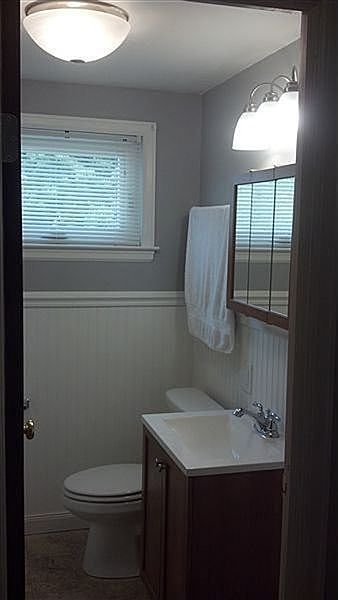 2673bathroom
