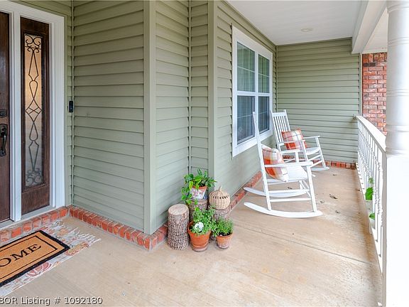 4th image of 2229 Mount Harmony Rd