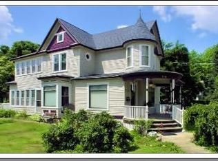 350 W Center St, Sandwich, IL 60548