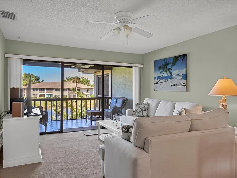 5205 Lake Village Dr #16 — Photo 7