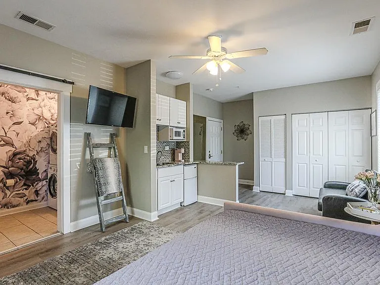 112 Cypress Point Ct #101B — Photo 25