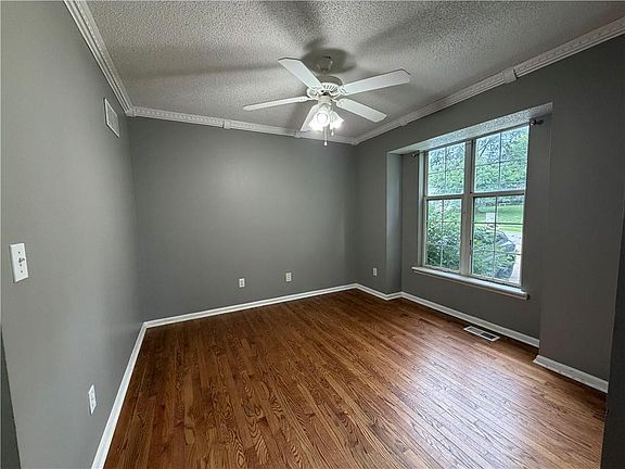 3rd image of 9629 W 51st St