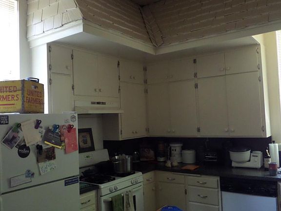 2309 SANGER-KITCHEN