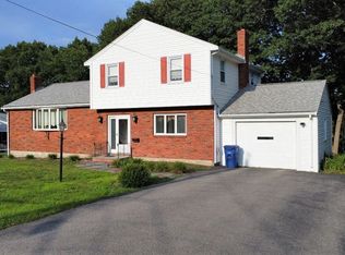 87 Mayflower Rd, Braintree, MA 02184