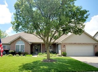 566 Woodbury Ct, Troy, OH 45373