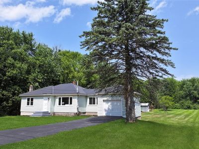 2369 Trimble Rd, Ontario, NY, 14519