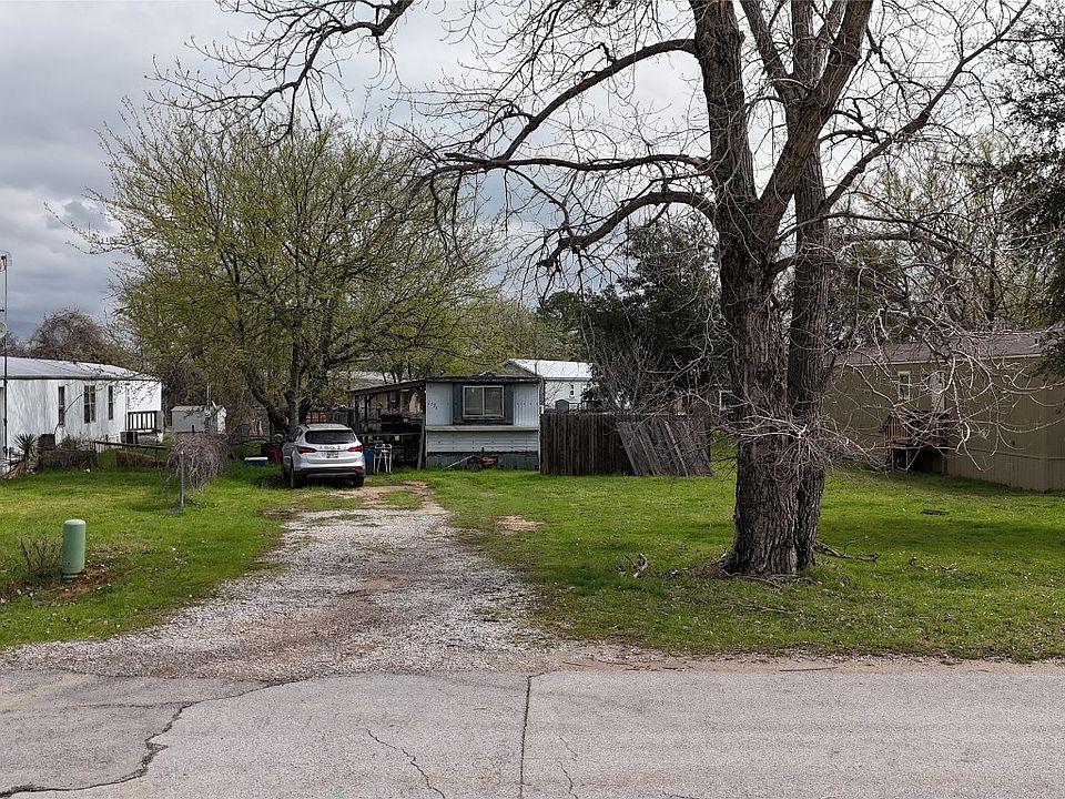 1st image of 1532 Pelican Dr N