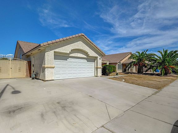 3rd image of 5016 Rancher Ave