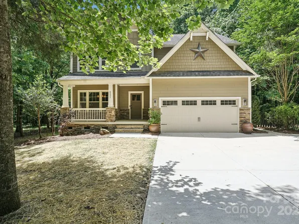 8521 Aspen Ct, Mint Hill, NC 28227