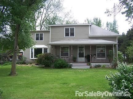 Front
						:
						View of house from 13th Rd. which is not a through road so has little traffic.