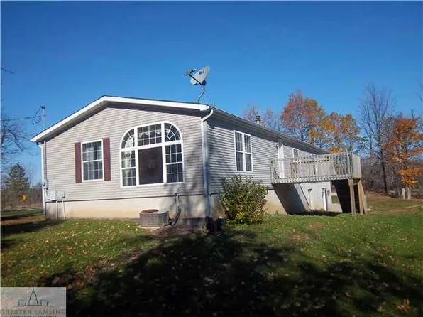 6720 Williams Rd, Dimondale, MI 48821