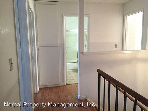 3rd image of 1206 Rosebriar Way