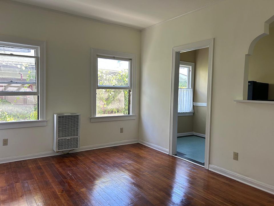 1st image of 1129 N Hoover St APT 104
