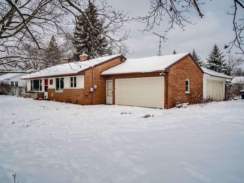 1st image of 207 Marigold Ave