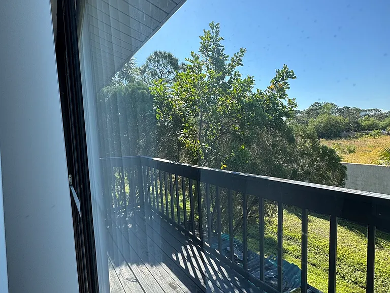 The Pines Apartments — Photo 5