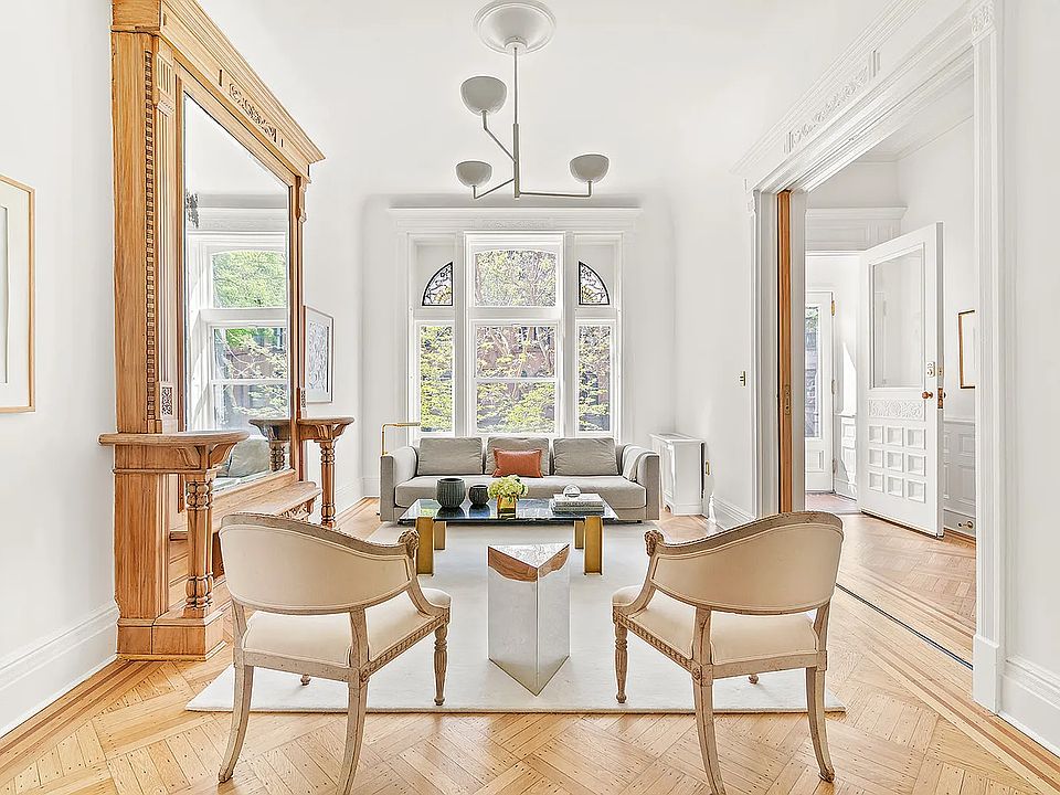 1st image of 283 Decatur St