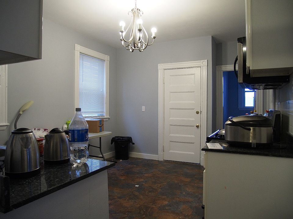 2nd image of 3 Parker Hill Ter #01