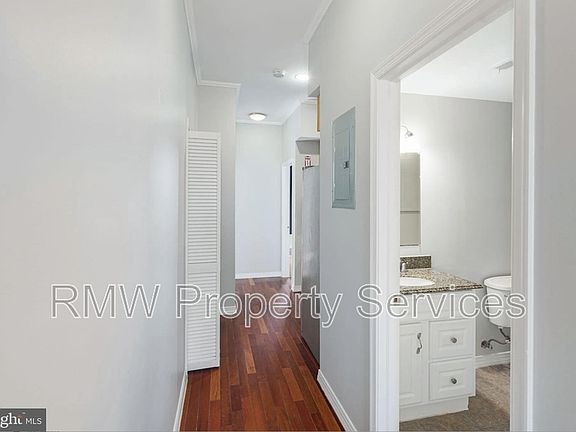 2nd image of 1782 Frankford Ave #3