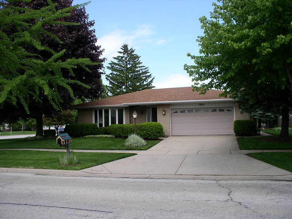 1st image of 1821 N Aralia Dr
