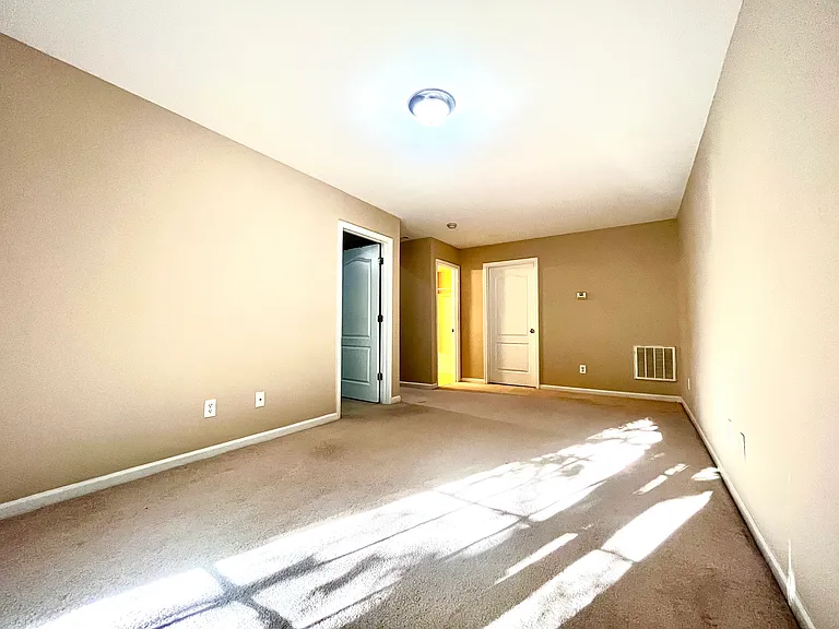 1659 Tailmore Ln — Photo 35