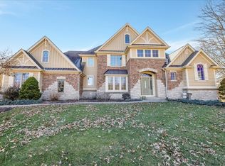 41W915 S Bowgren Cir, Elburn, IL 60119