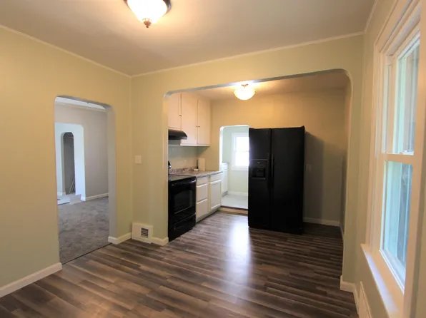 704 E Avenue F, City Of Bismarck, ND 58501