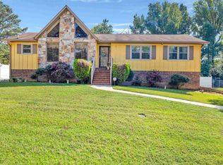421 13th St, Pleasant Grove, AL 35127