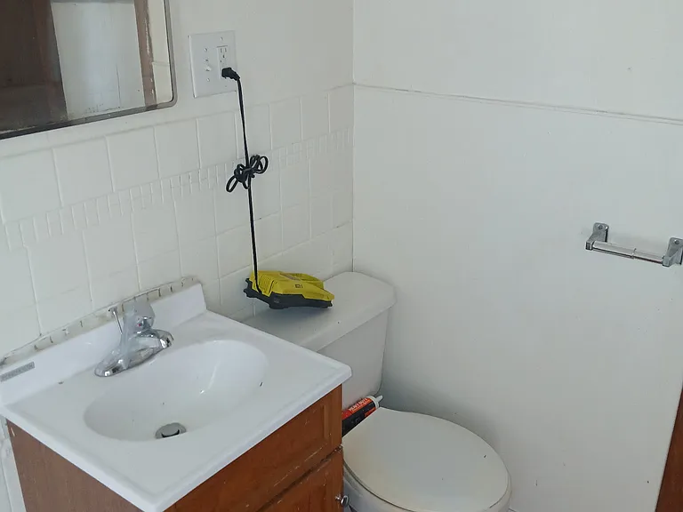 2728 Pillsbury Ave S #2 — Photo 8