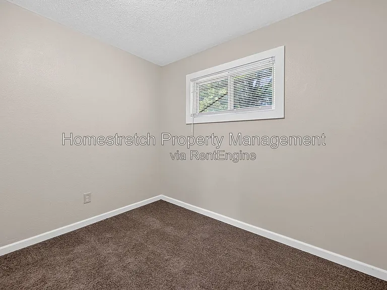 6 Amelia Dr — Photo 24