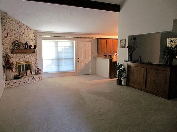 5th image of 1618 Cleveland Dr