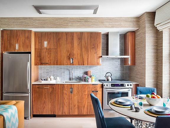 3rd image of 505 W 29th St #21H