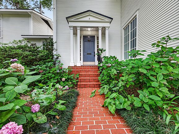 4th image of 4024 Maryland Ave