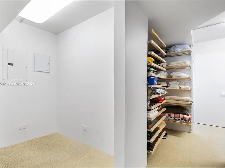 555 NE 15th St #20A — Photo 19