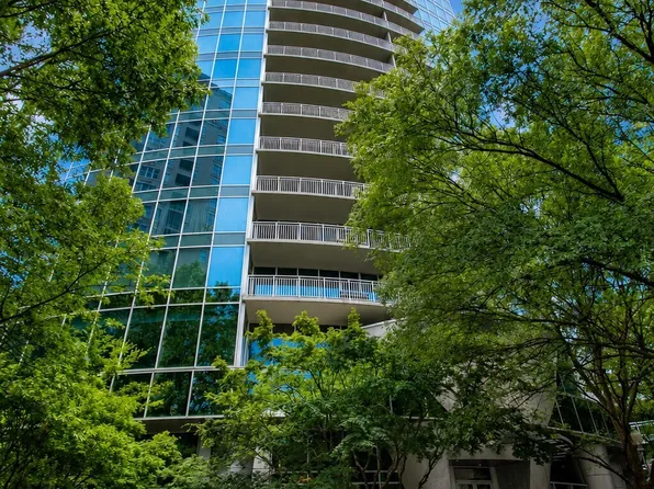 3338 Peachtree Rd NE APT 401, Atlanta, GA 30326