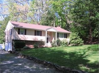 41 Sugar Maple Ave, Newfoundland, NJ 07435