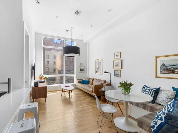 622 Grand Ave #201, Brooklyn, NY 11238