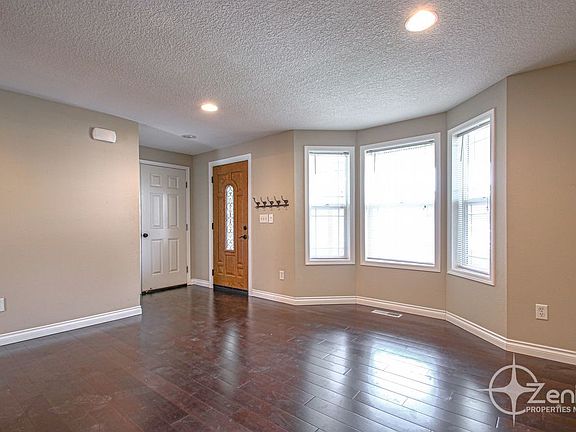 5th image of 4305 NE 125th Ave