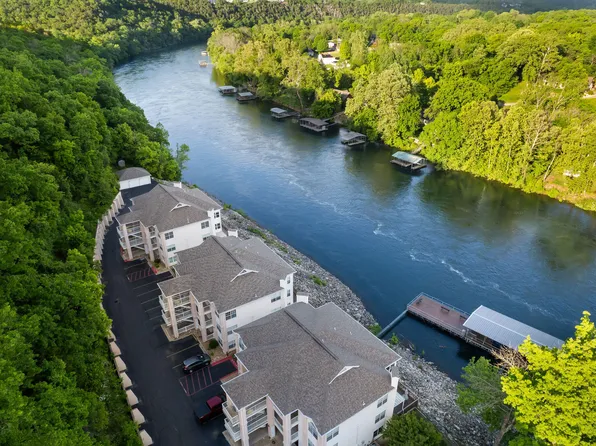 77 Anglers Pointe Apt 4 BLDG 77, Branson, MO 65616